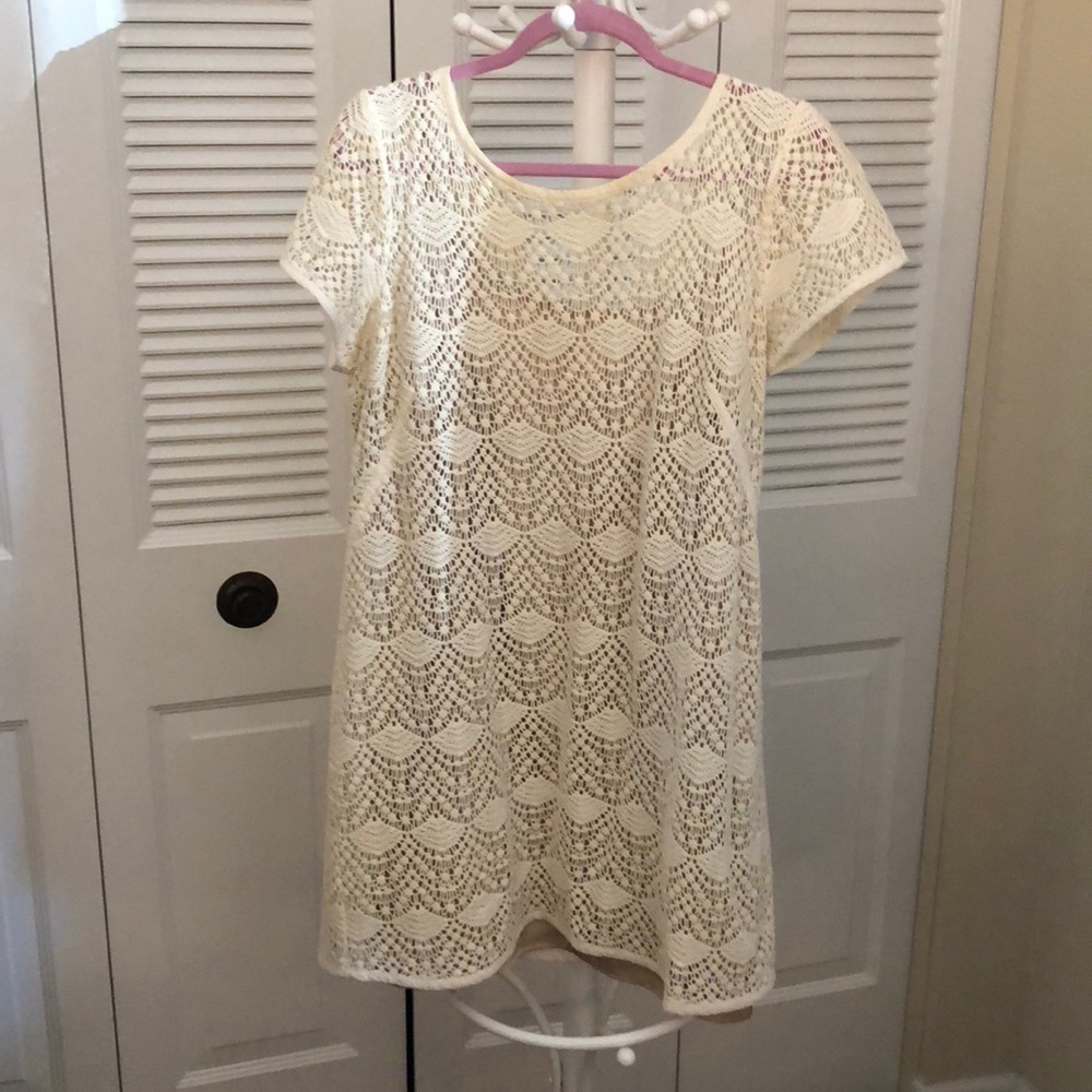 Lace dress